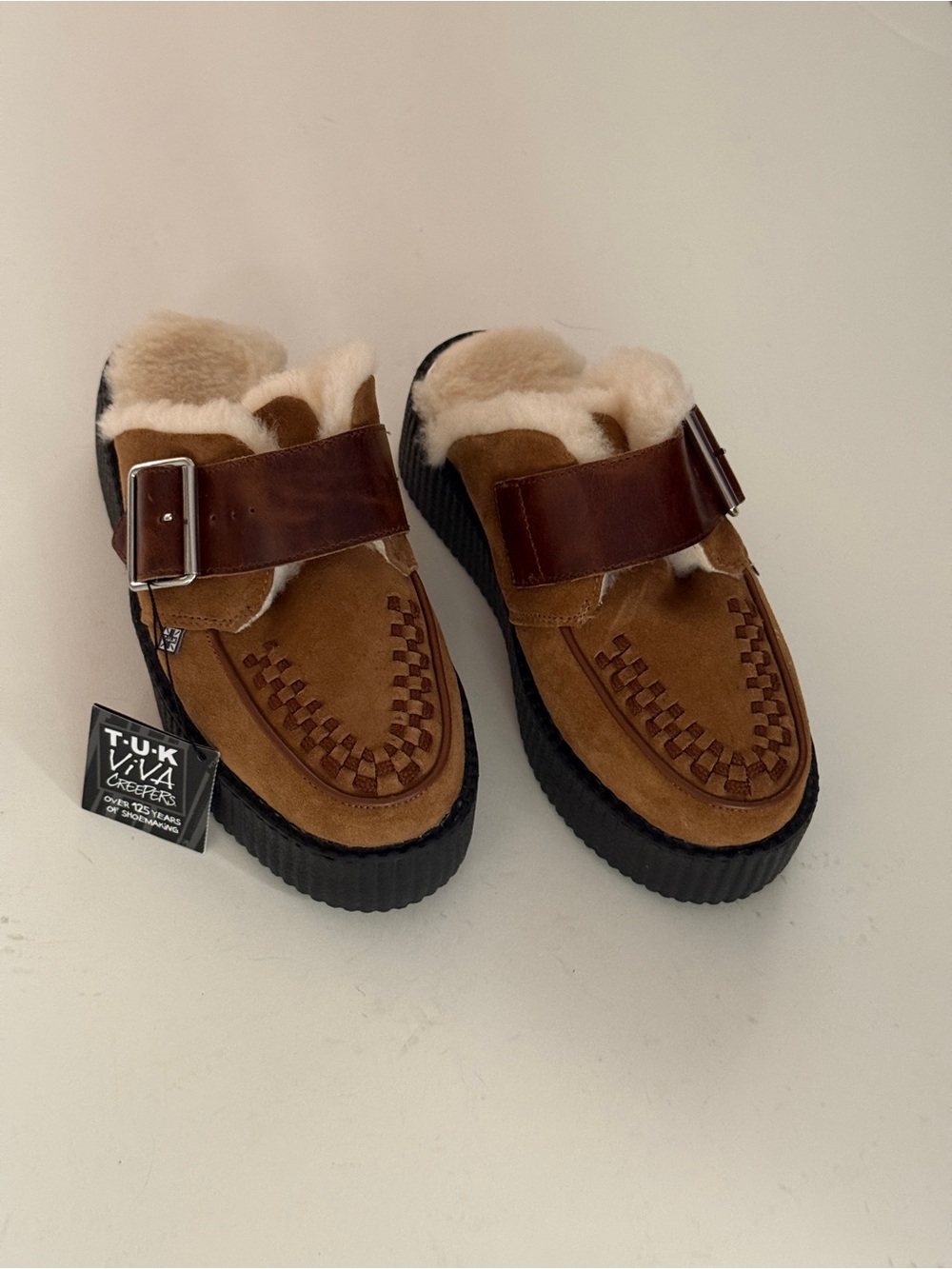 T.U.K Women’s Brown Suede Fur-Lined Creeper Mule with Dark Brown Strap NWT